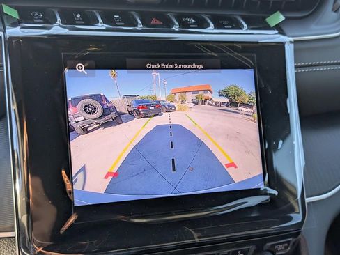 New 2025 Jeep Grand Cherokee Altitude image 24