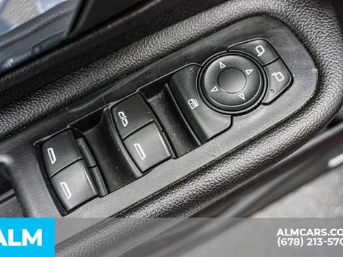 Used 2019 GMC Terrain Denali w/ Advanced Safety Package image 50