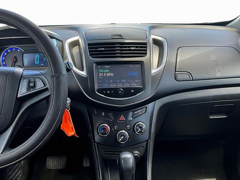 Used 2015 Chevrolet Trax LS w/ LPO, Cargo Package image 6