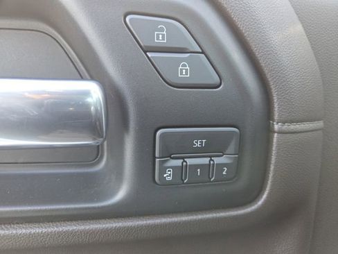 Used 2020 GMC Sierra 3500 Denali w/ Gooseneck/5TH Wheel Package image 13