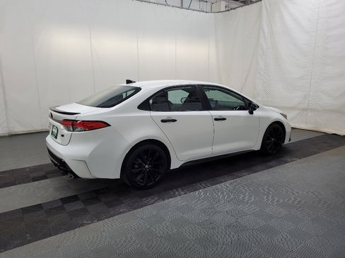 Used 2021 Toyota Corolla SE w/ Carpet Mat Package (TMS) image 10