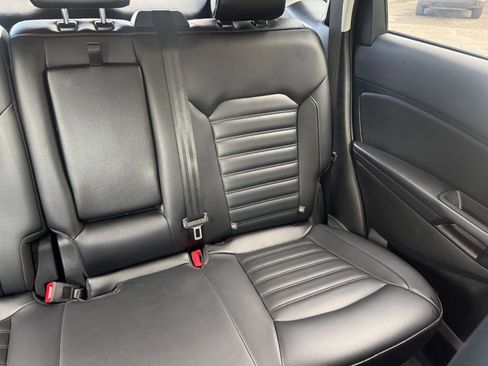 Used 2024 Ford Edge SEL image 36