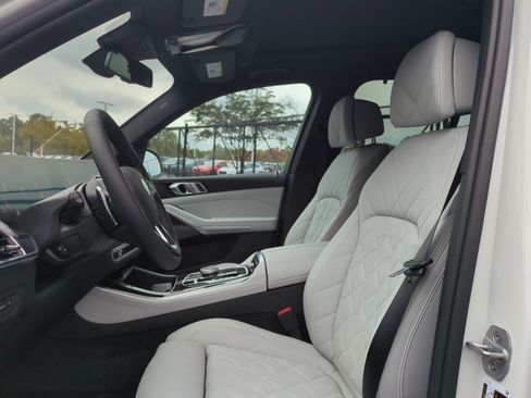 Used 2026 BMW X5 xDrive40i AWD/4WD image 14