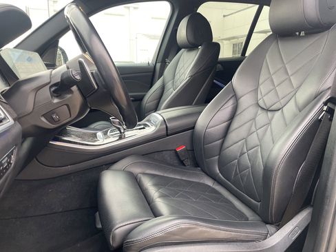 Certified 2023 BMW X5 sDrive40i w/ M Sport Package image 9