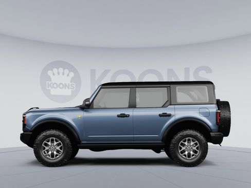 New 2025 Ford Bronco Badlands AWD/4WD image 2