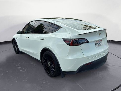 Used 2022 Tesla Model Y Performance AWD/4WD image 5