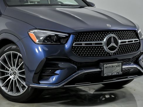 Used 2025 Mercedes-Benz GLE 450 4MATIC Coupe image 3