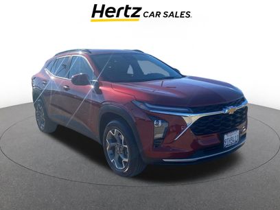 Used 2025 Chevrolet Trax LT