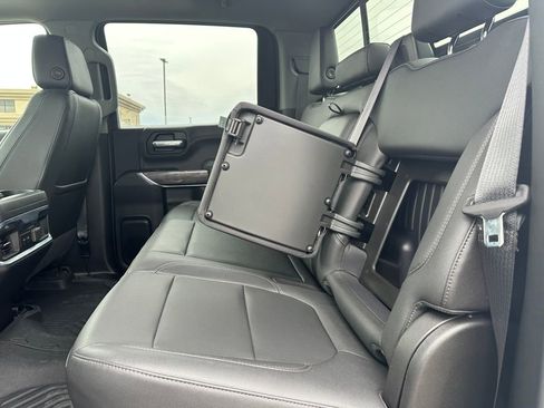 Used 2022 Chevrolet Silverado 1500 LTZ w/ LTZ Premium Package AWD/4WD image 13