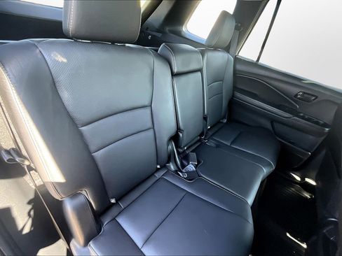 Used 2022 Honda Passport EX-L image 17