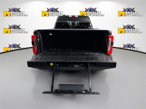 Used 2024 Ford F250 Platinum image 24