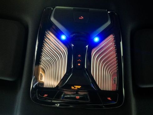 Used 2024 BMW X6 M60i image 32