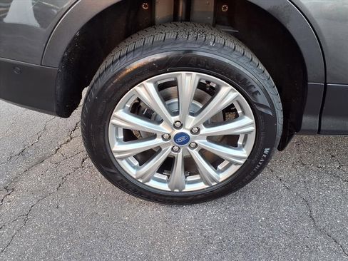 Used 2018 Ford Escape Titanium w/ Ford Safe & Smart Package image 35