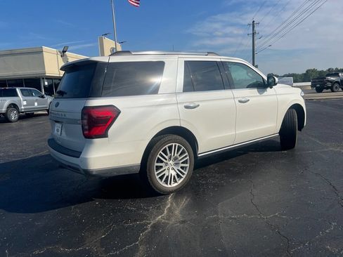 Used 2024 Ford Expedition Limited RWD image 3
