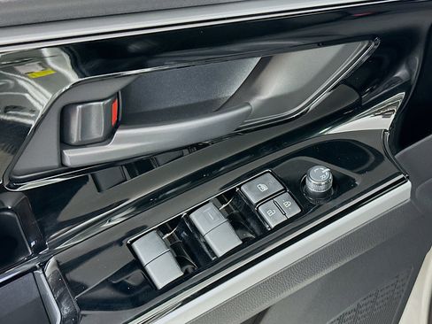 Used 2024 Toyota bZ4X XLE w/ Weather Package image 15