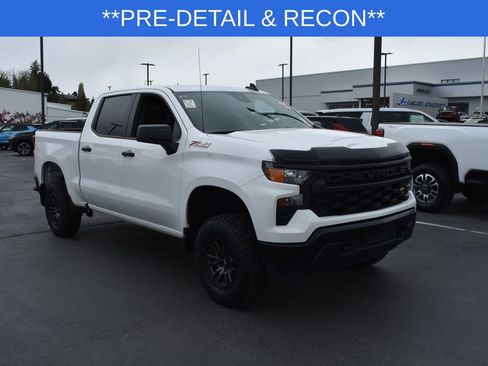 Used 2024 Chevrolet Silverado 1500 W/T w/ Z71 Off-Road Package image 6