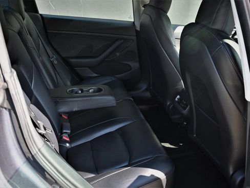 Used 2022 Tesla Model 3 RWD image 22