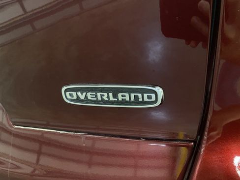 Used 2021 Jeep Grand Cherokee L Overland w/ Luxury Tech Group IV AWD/4WD image 26