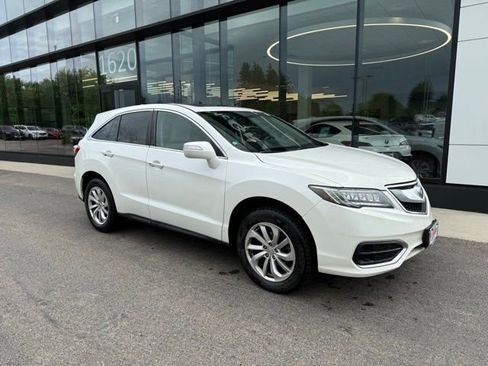 Used 2016 Acura RDX AWD w/ Technology Package image 2