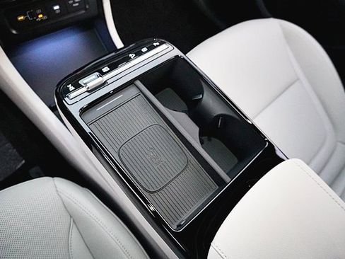 New 2026 Hyundai Tucson Limited image 39