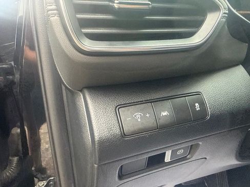 Certified 2022 Hyundai Santa Fe SEL AWD/4WD image 14