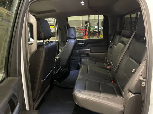 Used 2020 Chevrolet Silverado 2500 LTZ w/ LTZ Plus Package AWD/4WD image 14