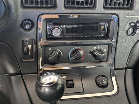 Used 2002 Dodge Viper RT/10 RWD image 13