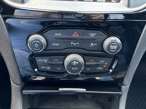 Used 2021 Chrysler 300 S image 26