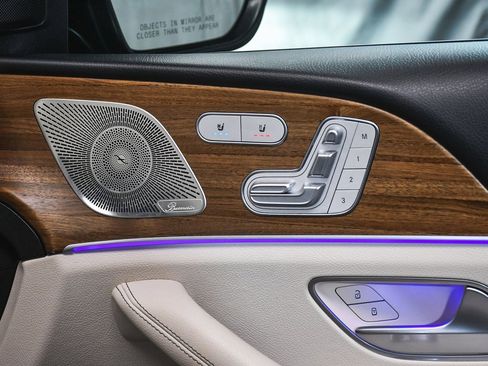 Used 2024 Mercedes-Benz GLE 350 4MATIC image 17