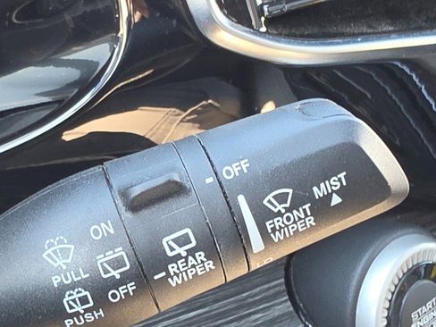 Used 2022 Jeep Wagoneer Series III w/ Premium Group I image 45