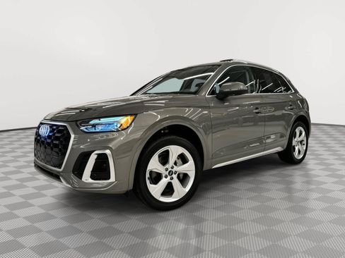 Certified 2025 Audi Q5 2.0T Premium Plus w/ Premium Plus Package AWD/4WD image 1