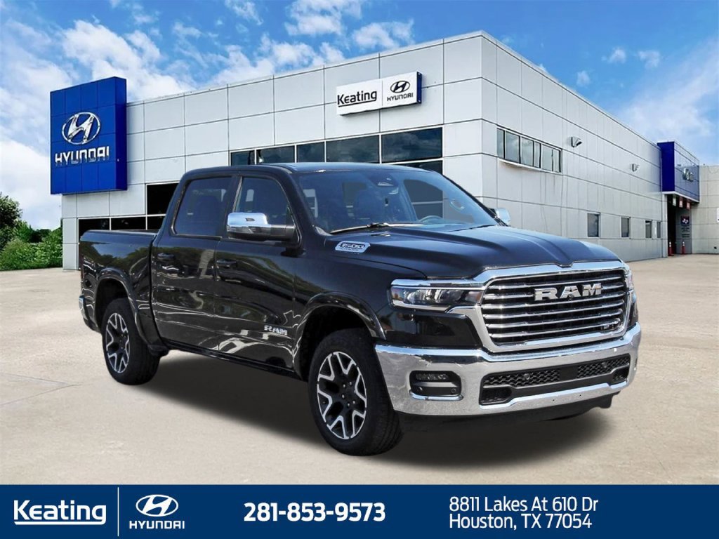 Used 2026 RAM 1500 Laramie AWD/4WD image 3