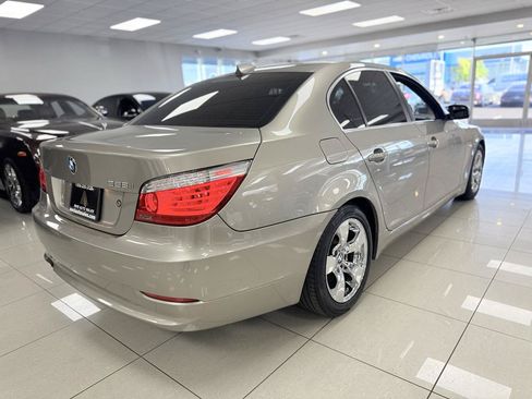 Used 2008 BMW 528i Sedan w/ Premium Pkg RWD image 3