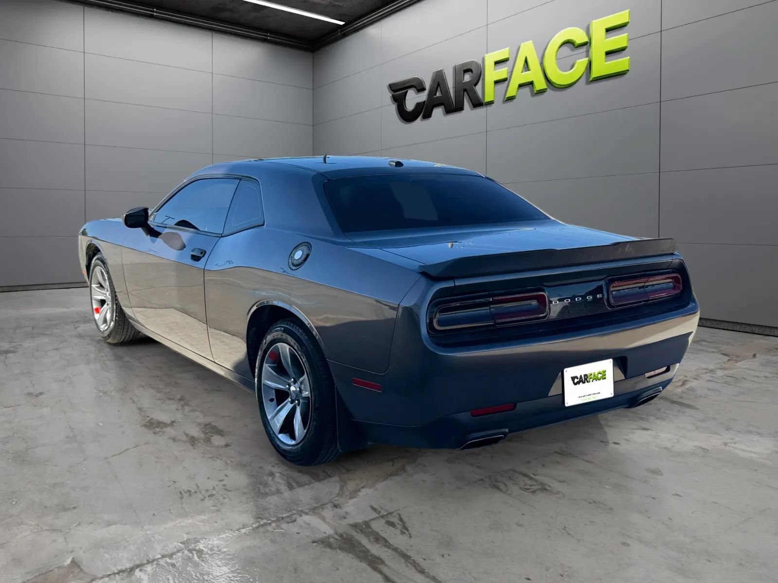 Used 2015 Dodge Challenger SXT RWD image 8