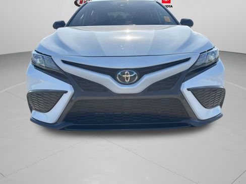 Used 2024 Toyota Camry SE image 36