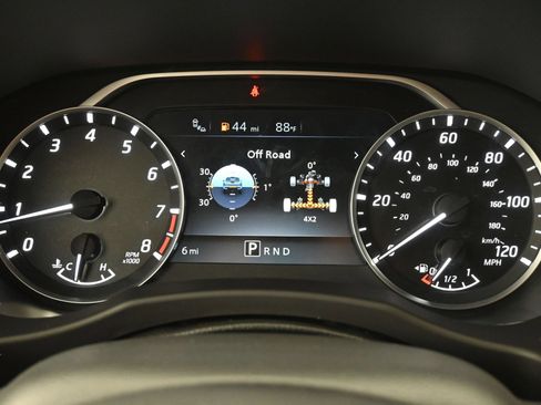 Certified 2025 Nissan Frontier SV w/ SV Convenience Package RWD image 19