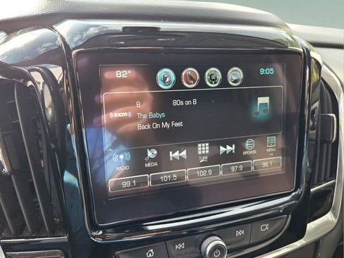 Used 2018 Chevrolet Traverse LT FWD image 22