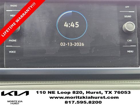 Used 2024 Volkswagen Taos SE image 8