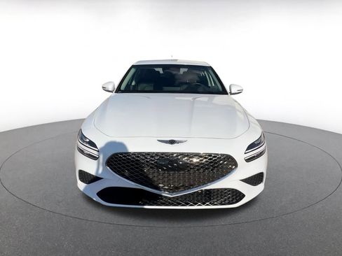 Used 2025 Genesis G70 2.5T image 4