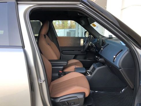 Used 2025 MINI Cooper Countryman S w/ Comfort Package Max image 29