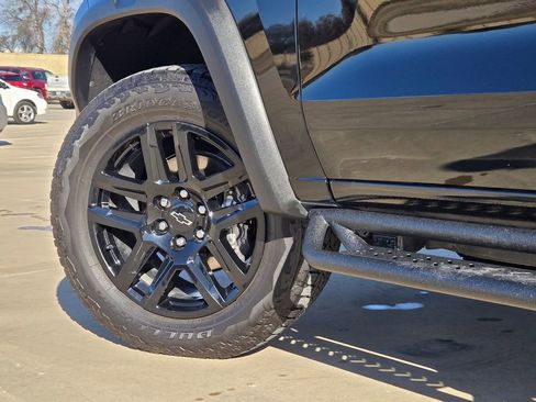 Used 2025 Chevrolet Colorado Trail Boss image 31