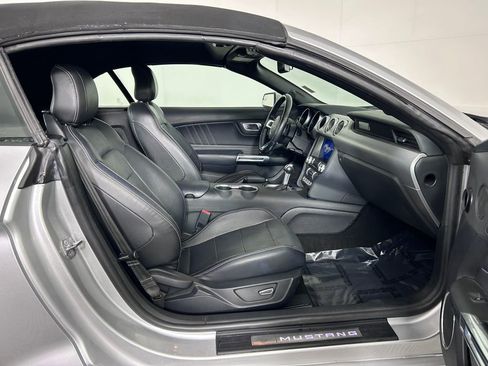 Used 2019 Ford Mustang Premium RWD image 14