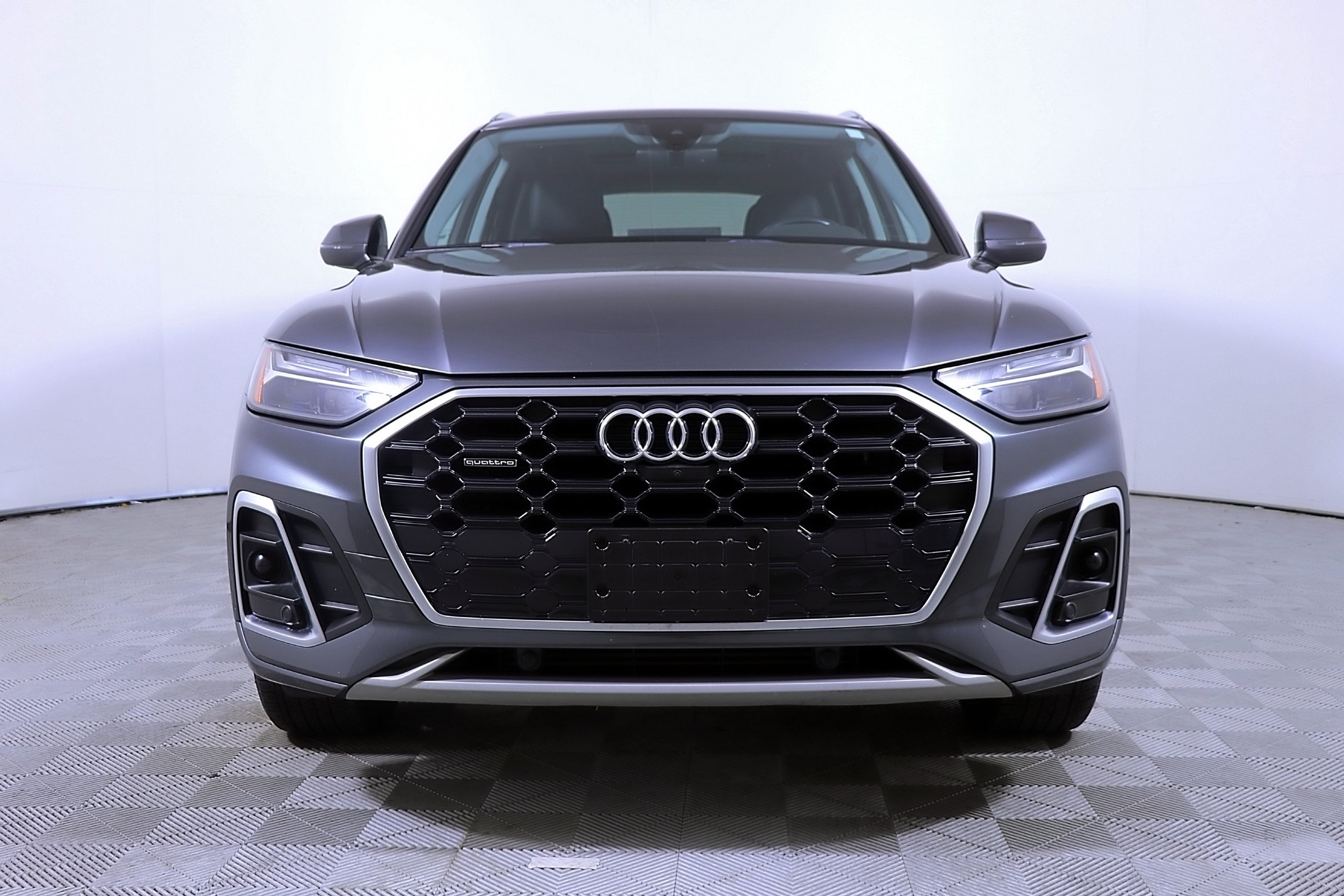 Used 2023 Audi Q5 2.0T Premium Plus w/ Premium Plus Package AWD/4WD image 5