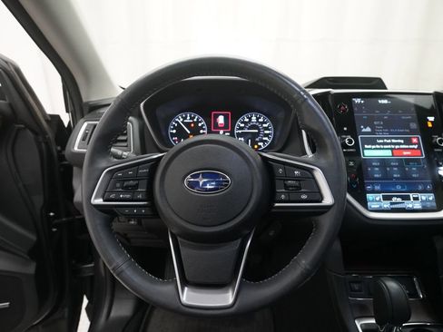 Certified 2023 Subaru Ascent Touring AWD/4WD image 4