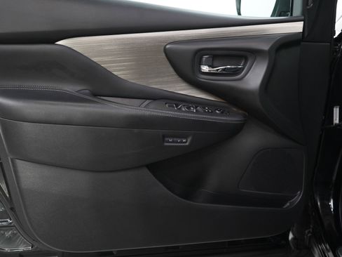 Used 2017 Nissan Murano SL image 19