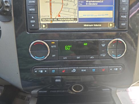 Used 2012 Ford Expedition EL Limited image 32