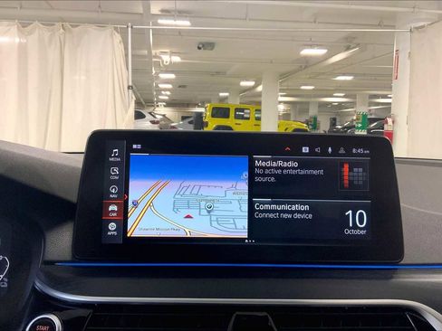 Used 2023 BMW 530e xDrive w/ Executive Package image 35