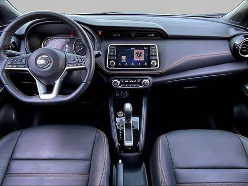 Used 2019 Nissan Kicks SR w/ SR Premium Package image 7