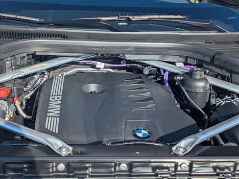 New 2026 BMW X5 sDrive40i RWD image 16