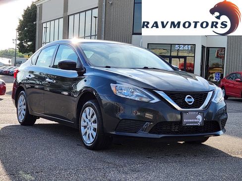 Used 2016 Nissan Sentra SV image 1
